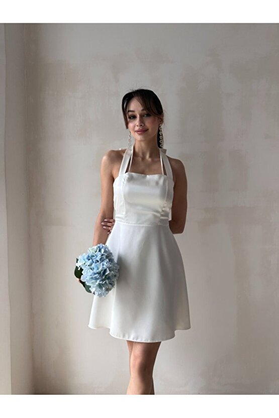 Kadın Boyundan Bağlamalı Kurdela Detaylı Mini Saten Elbise