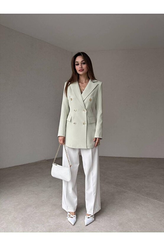 Kadın Çift Düğme Atlas Kumaş Ceket