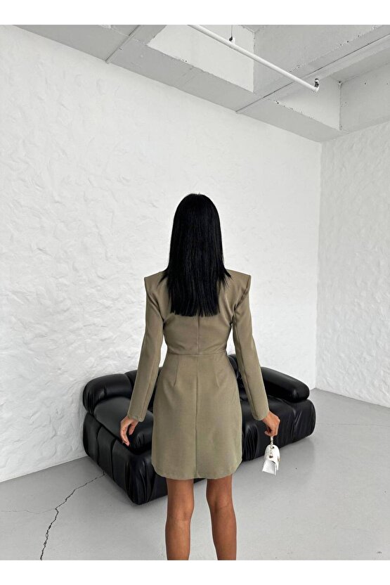 Kadın Gömlek Yaka Yırtmaçlı Çizgi Desen Atlas Kumaş Mini Elbise