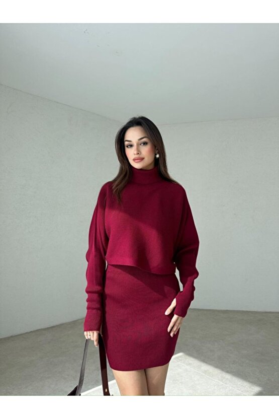 PARMAK GEÇME DETAYLI FİTİLLİ TRİKO TAKIM