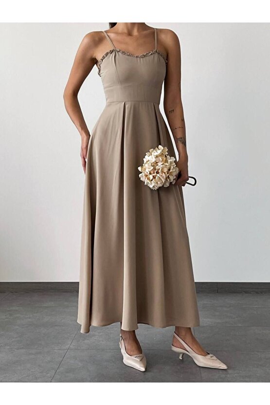 İp Askılı Göğüs Detaylı Jessica Kumaş Uzun Vizon Elbise