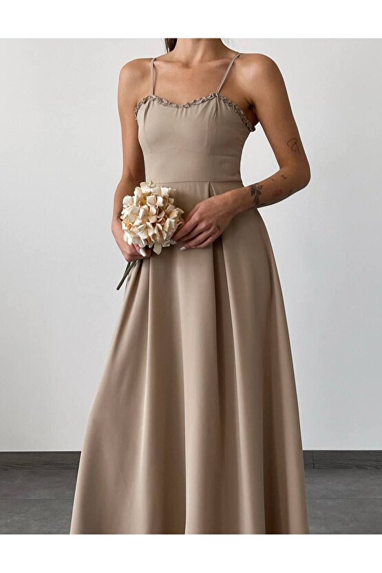 İp Askılı Göğüs Detaylı Jessica Kumaş Uzun Vizon Elbise