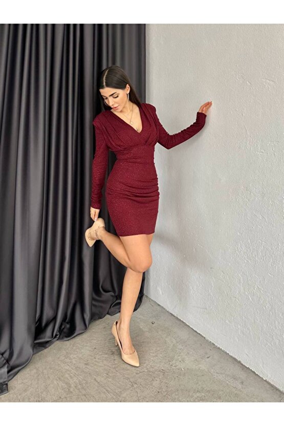 SİMLİ V YAKA ELBİSE