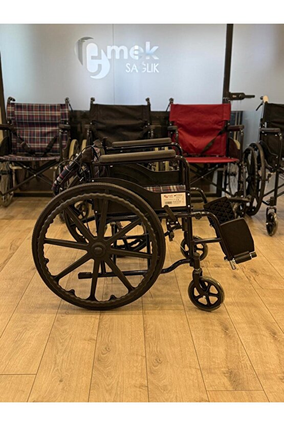 Wipperman marka Manuel Tekerlekli Sandalye Standart
