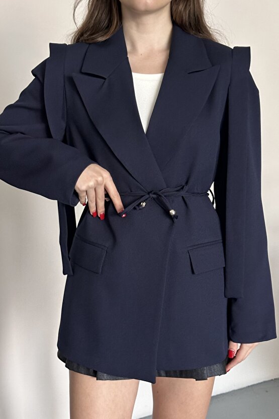 Kadın Kuşaklı Omuz Detaylı Blazer Ceket - Casual Modern Tasarım