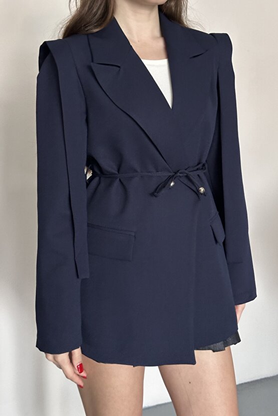 Kadın Kuşaklı Omuz Detaylı Blazer Ceket - Casual Modern Tasarım