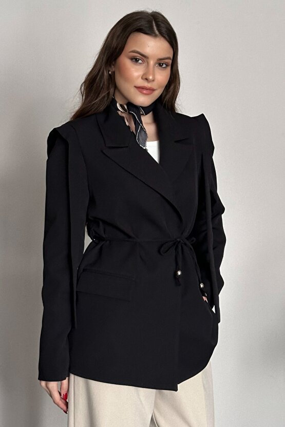 Kadın Kuşaklı Omuz Detaylı Blazer Ceket - Casual Modern Tasarım