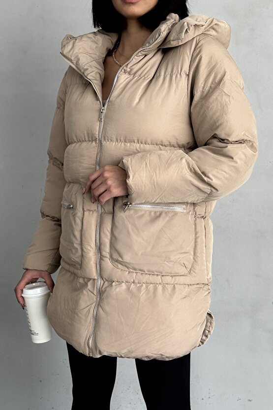 Kadın Kapüşonlu Uzun Şişme Mont Fermuarlı Cepli Kışlık Puffer Mont