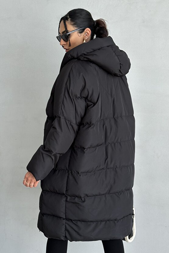 Puffer Siyah Kapüşonlu Uzun Kadın Şişme Mont - Yarasa Kol