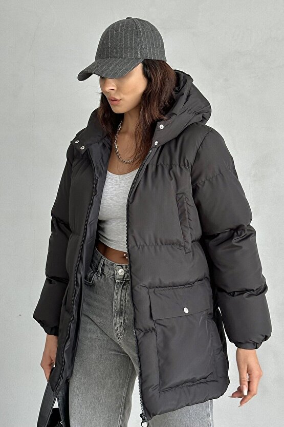 Kapüşonlu Oversize Kadın Siyah Şişme Mont - 4 Cep Detaylı