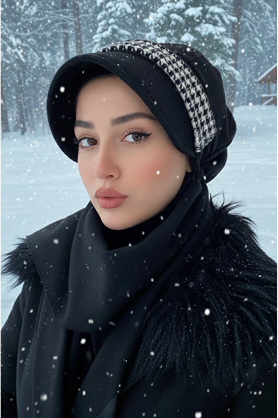 Siyah Kazayağı Detaylı Atkılı Tesettür Şapka