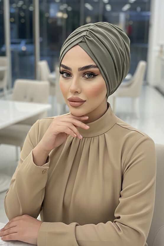 Kuşkonmaz Yeşil Büzgülü Salaş Bone