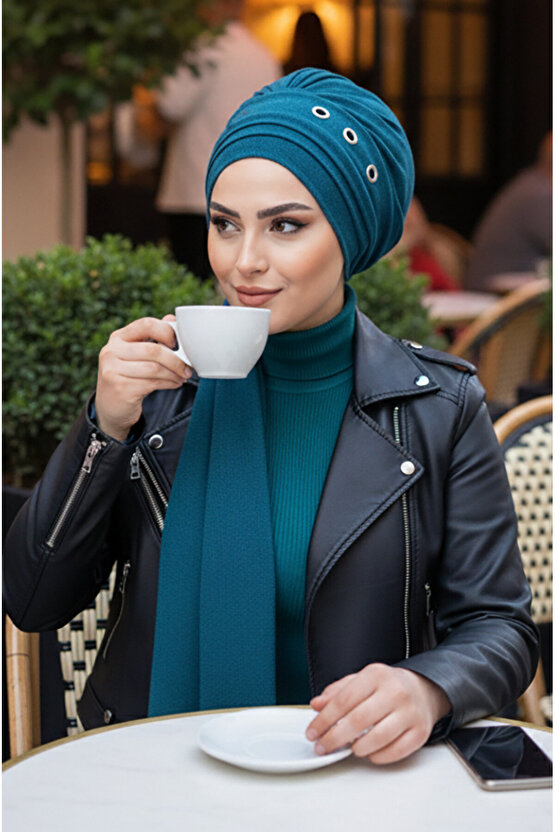 Petrol Metal Detaylı Atkılı Bone