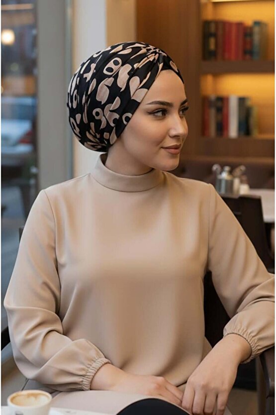 Mavi Tonlamalı Desenli Tokalı Bone