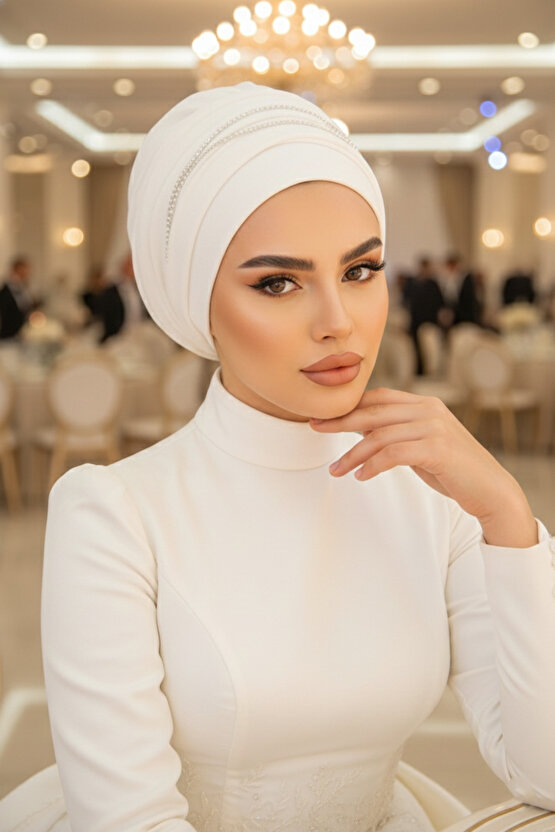 Beyaz Taşlı Atkılı Abiye Bone