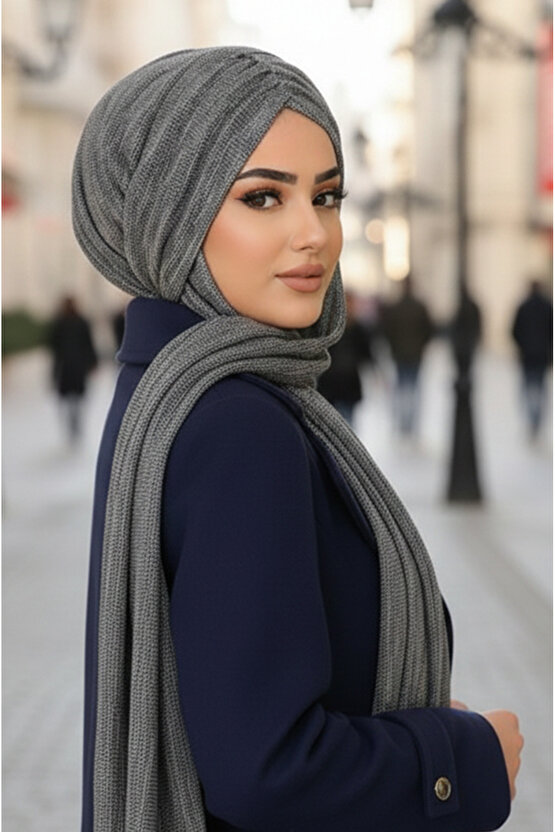 Gri Desen Kelebek Model Büzgülü Bone Şal