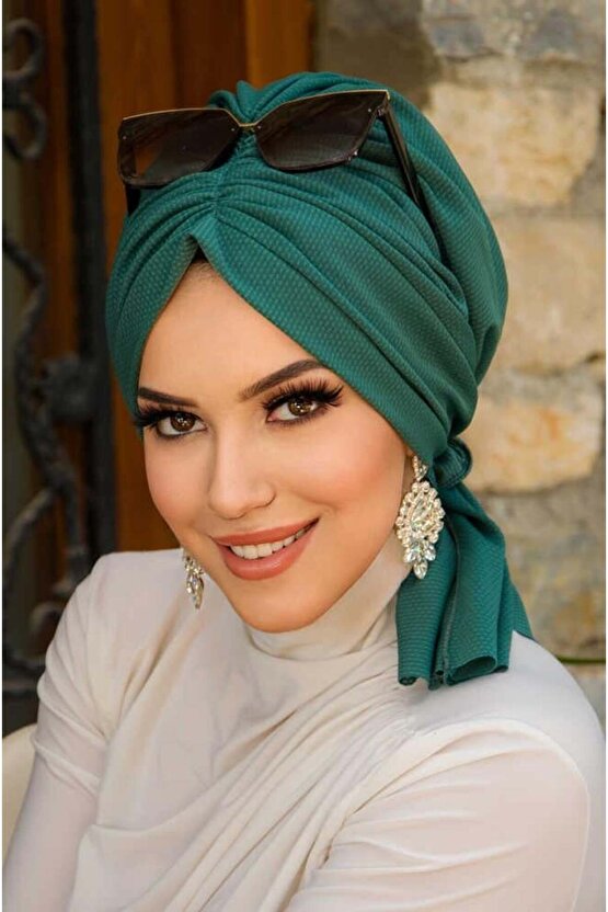 Zümrüt Tokalı Bone