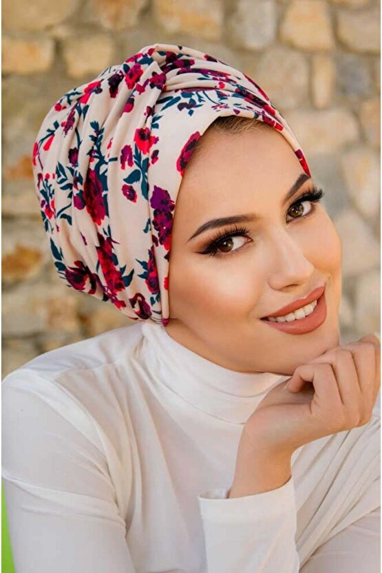 Kemik Kırmızı Çiçek Desen Burgu Detaylı Bone