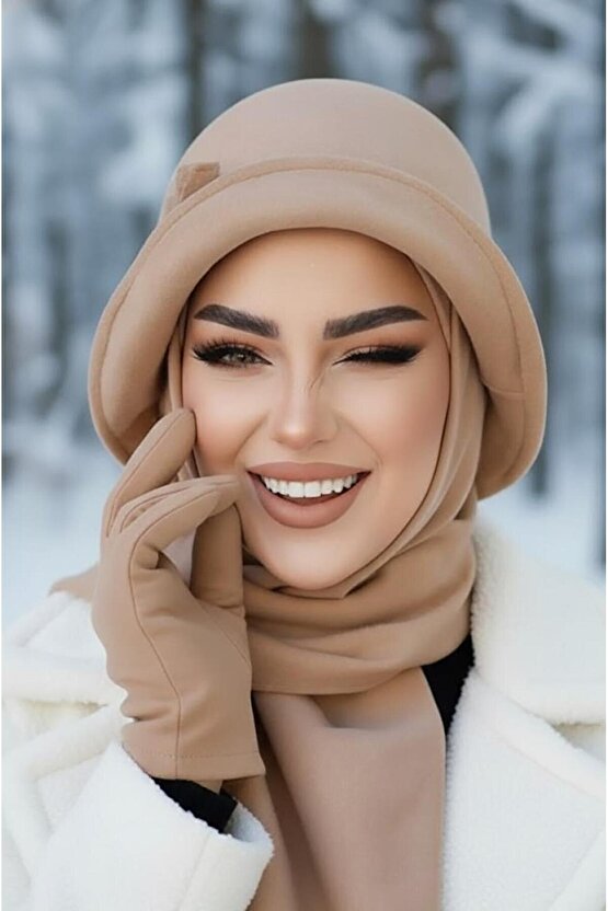 Bej Taşlı Aksesuarlı Vintage Şapka