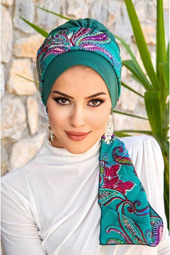 Zümrüt Etnik Desen Fularlı Bone