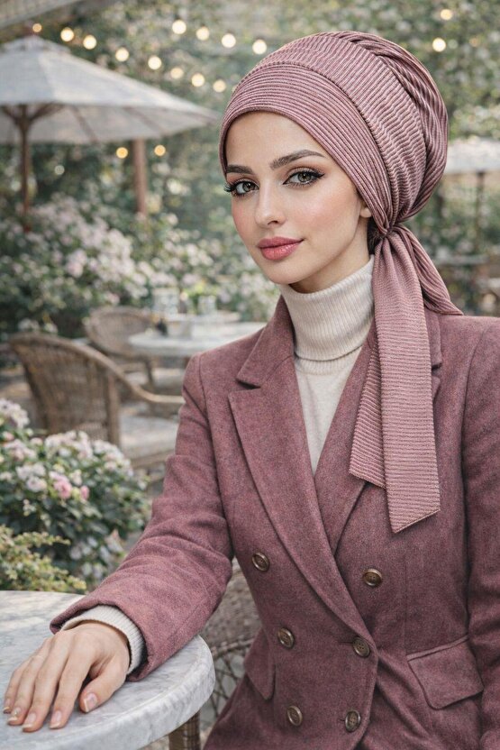 Bakır Çizgi Işıltılı Hazır Atkılı Bone