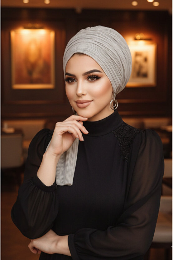 Gümüş Piliseli Abiye Atkılı Bone