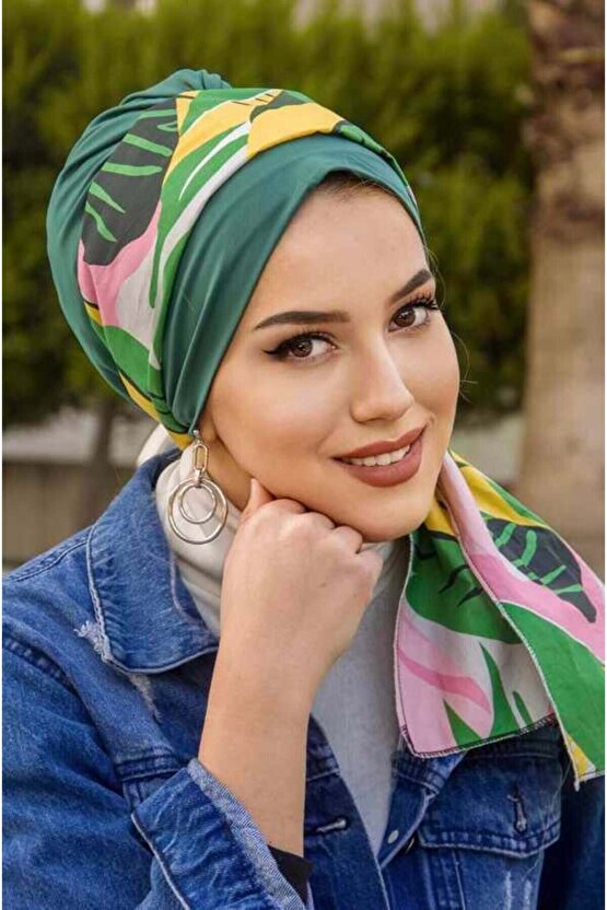 Zümrüt Renkli Yaprak Desen Fularlı Bone