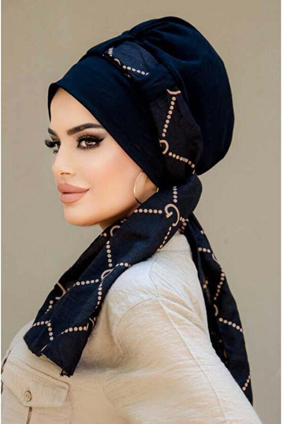 Siyah Marka Desen Fularlı Bone