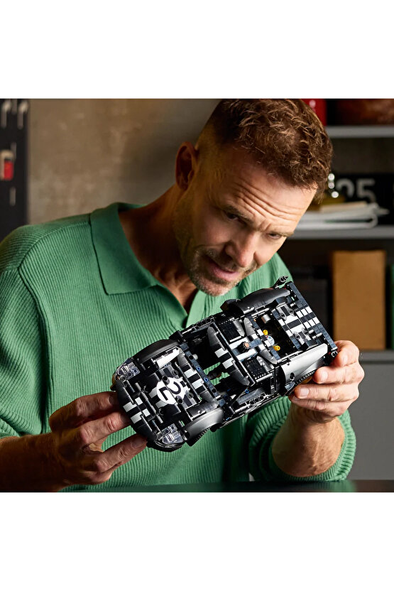 ® Technic™ 1966 Ford GT40 MKII Yarış Arabası 42223 – Yetişkinler için Model Yapım Seti (793 Parça)