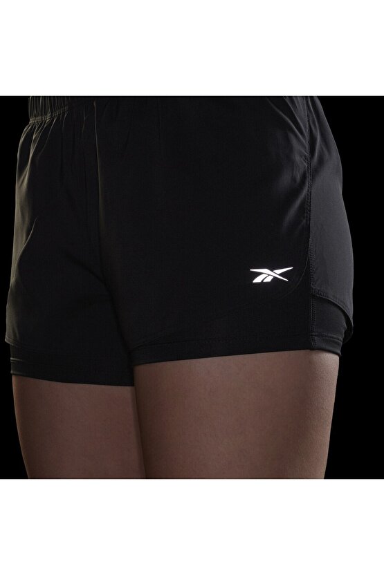 Running Essentials Two-in-One Kadın Taytlı Şort