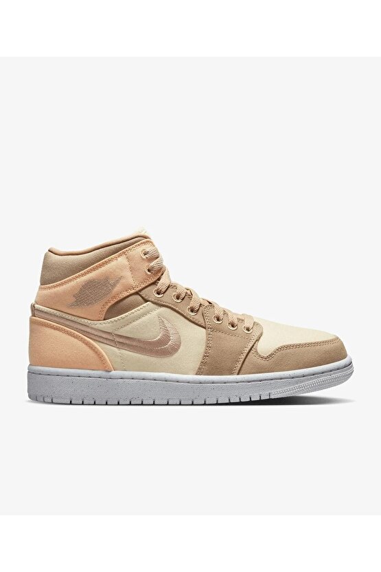 Air Jordan 1 Mid SE Unisex Sneaker