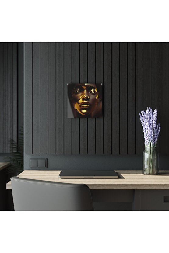 Kadın Model Cam Tablo Duvar Dekoru 18