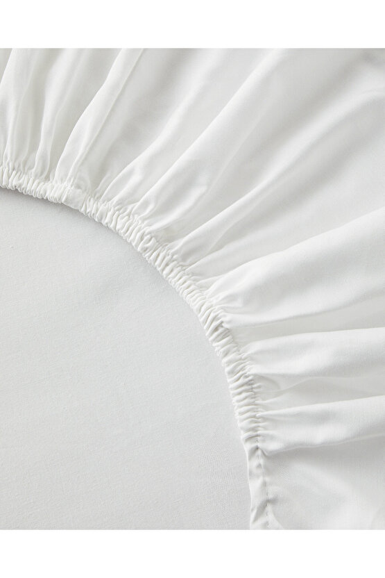 Verona Jakarlı Pamuk Saten King Size Nevresim Takımı 240x220 cm Kırık Beyaz