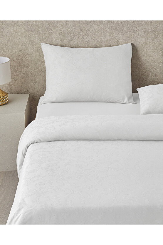 Royal Scroll Jakarlı Pamuk Saten King Size Nevresim Takımı 240x220 cm Beyaz