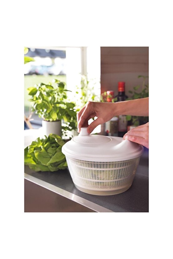 Döndürmeli Salata Kurutma Aleti Çap: 23 Cm Yükseklik: 14 Cm