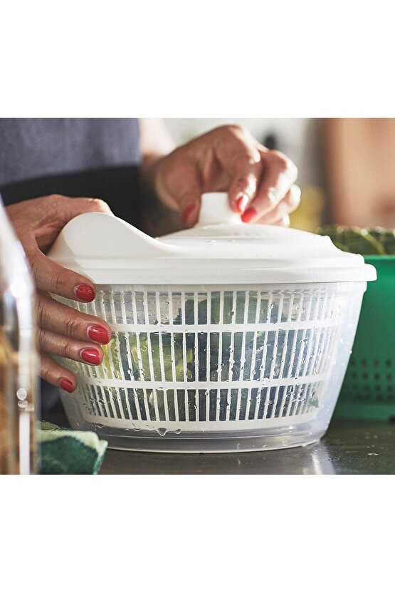 QUİCK Döndürmeli Salata Kurutma Aparatı Çap 23 Cm Pratik Sebze Kurutucu Yükseklik 16 Cm Beyaz 001326