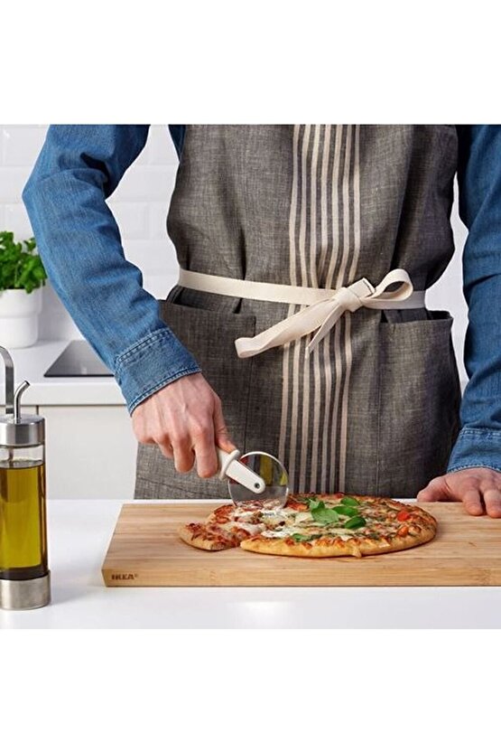 Uppfylld Pizza Kesici, Kırık Beyaz