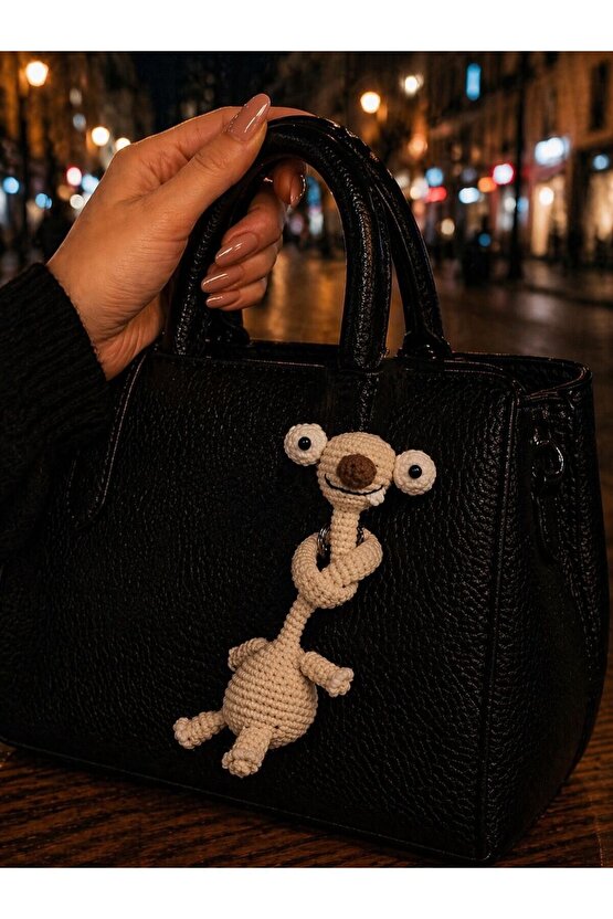 Buz devri sid amugurumi çanta süsü , çanta charmı, direksiyon süsü aksesuarı TELSİZ