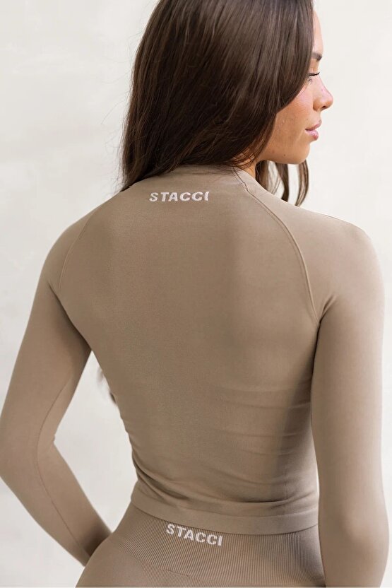 Stacci 2’li Seamless Spor Takım – Bej (Tayt & Fermuarlı Crop Üst)