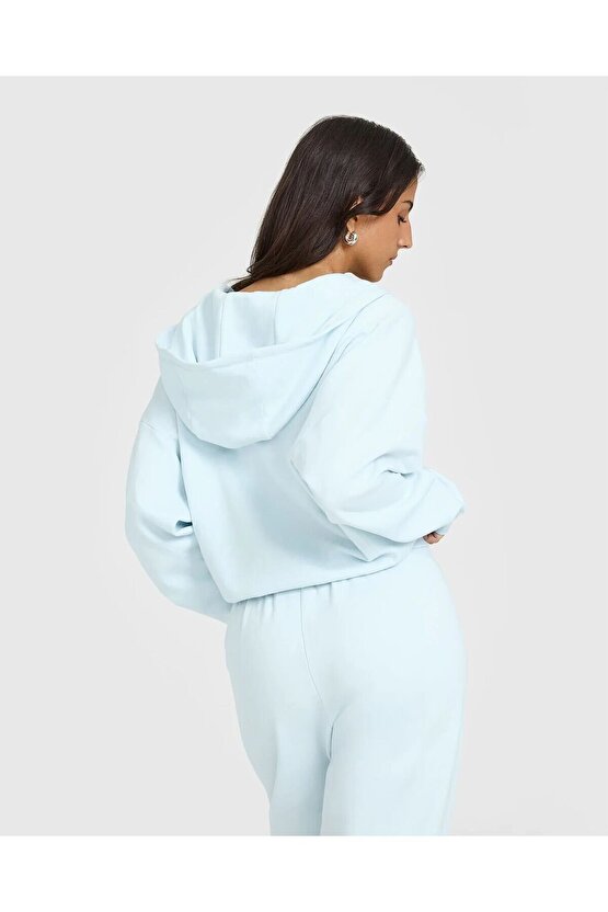 Ice Blue Sweatshirt Oversize Konforu ve Kolej Şıklığı