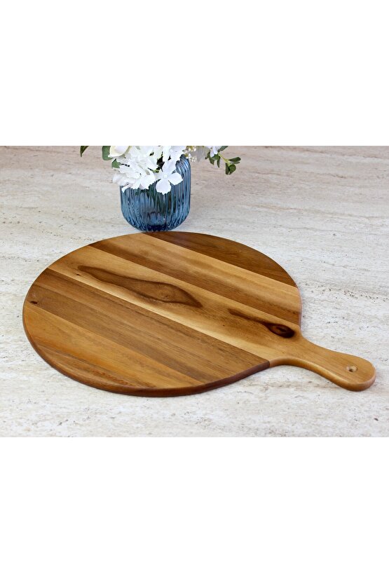Doğal Akasya Ağacı Yuvarlak Pizza ve Sunum Tahtası, Saplı Büyük Boy Ahşap Şarküteri Tepsisi (42 x 54,5 x 1,5 cm)