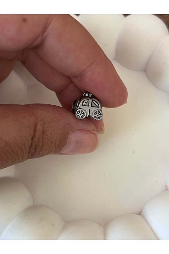 Araba Çelik charm