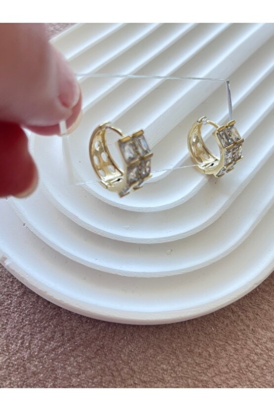 Gold Çelik taşlı halka küpe
