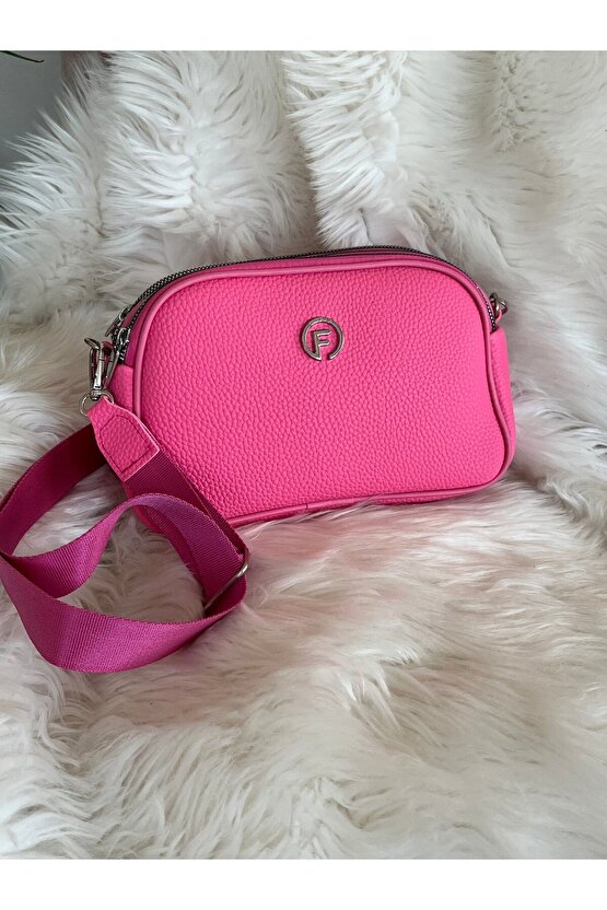 Pembe çapraz çanta