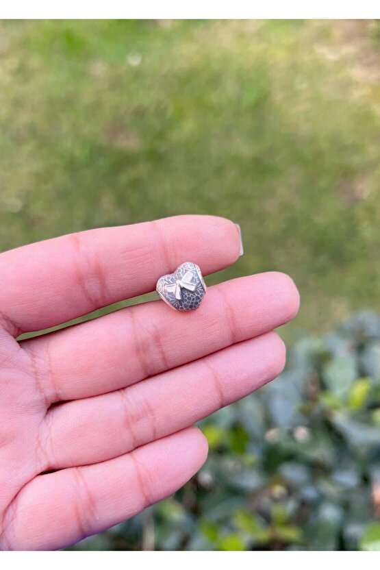 Pembe Kurdeleli Kalp  Charm