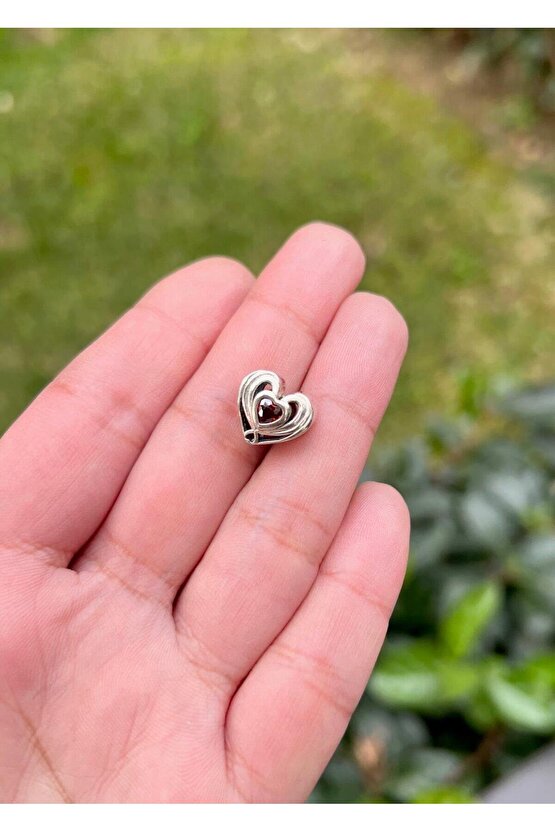 Kırmızı Taşlı Kalp Charm
