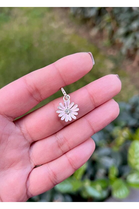 Me Pembe Çiçek Charm