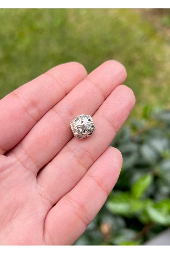 Kalp Figürlü, Beyaz Taşlı Küre Charm