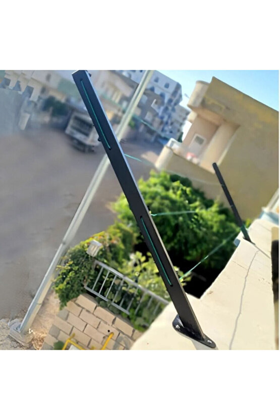 Siyah Çamaşır Askısı Balkon Sabit Kurutma Demiri, Dayanıklı ve Pratik Kullanım