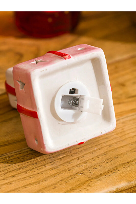LCW HOME Karışık Hediye Kutusu Figürlü Dekoratif Led Işık 11 Cm